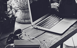 B体育下载-世界青少年水上漂移锦标赛在青岛掀起高潮，水上漂流运动