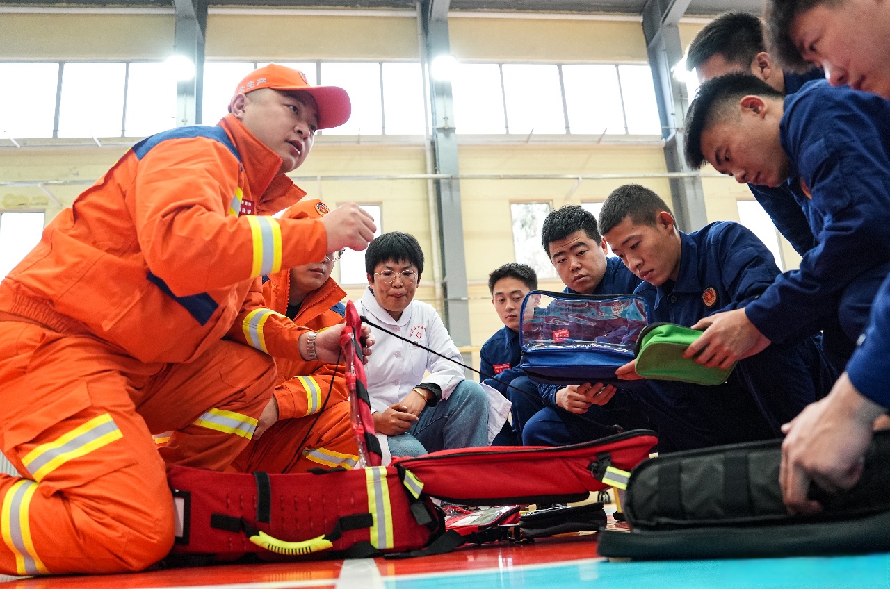 B体育下载-西甲运动员薪酬不断提升，职业保障逐步完善