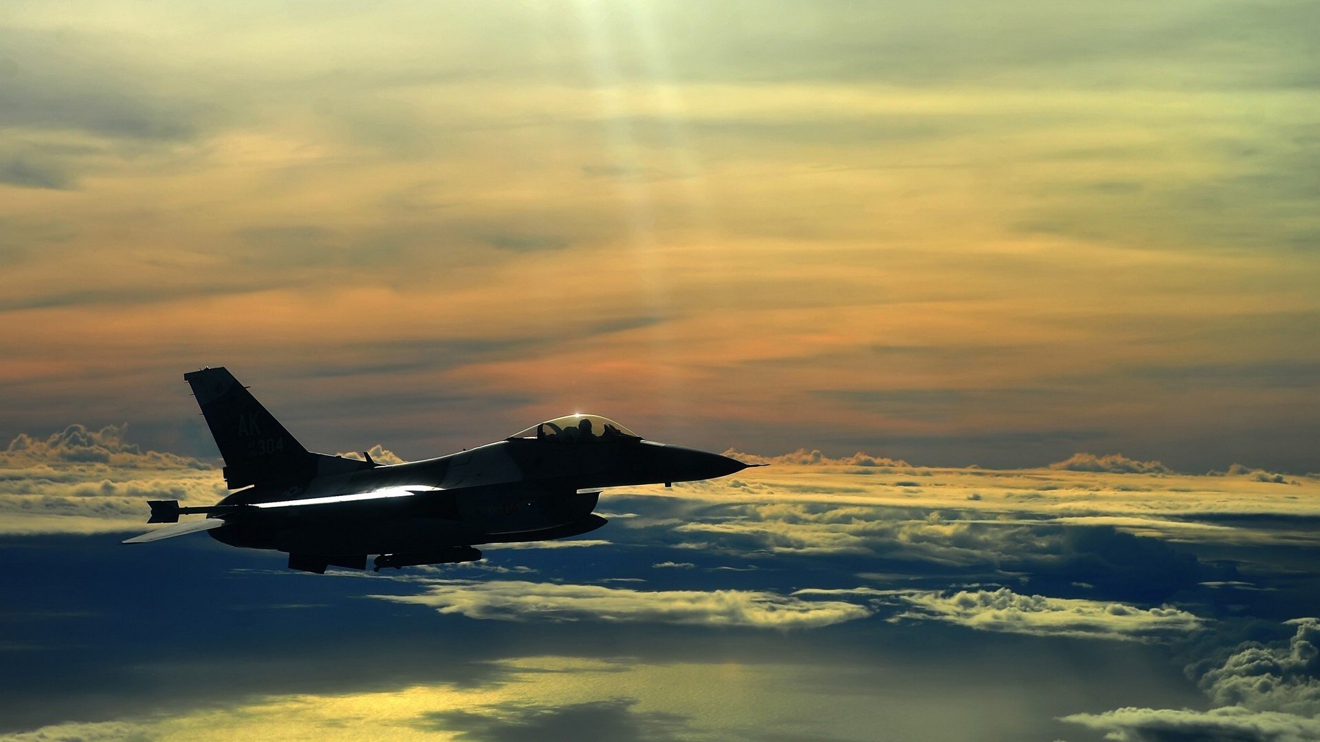 《电竞行业人才需求激增：从培训到职业路径全解析》，电竞人才的发展前景