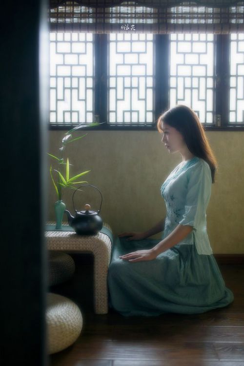 青少年足球与篮球交叉培训,促进青少年体育多元化发展,青少年足球培训教案