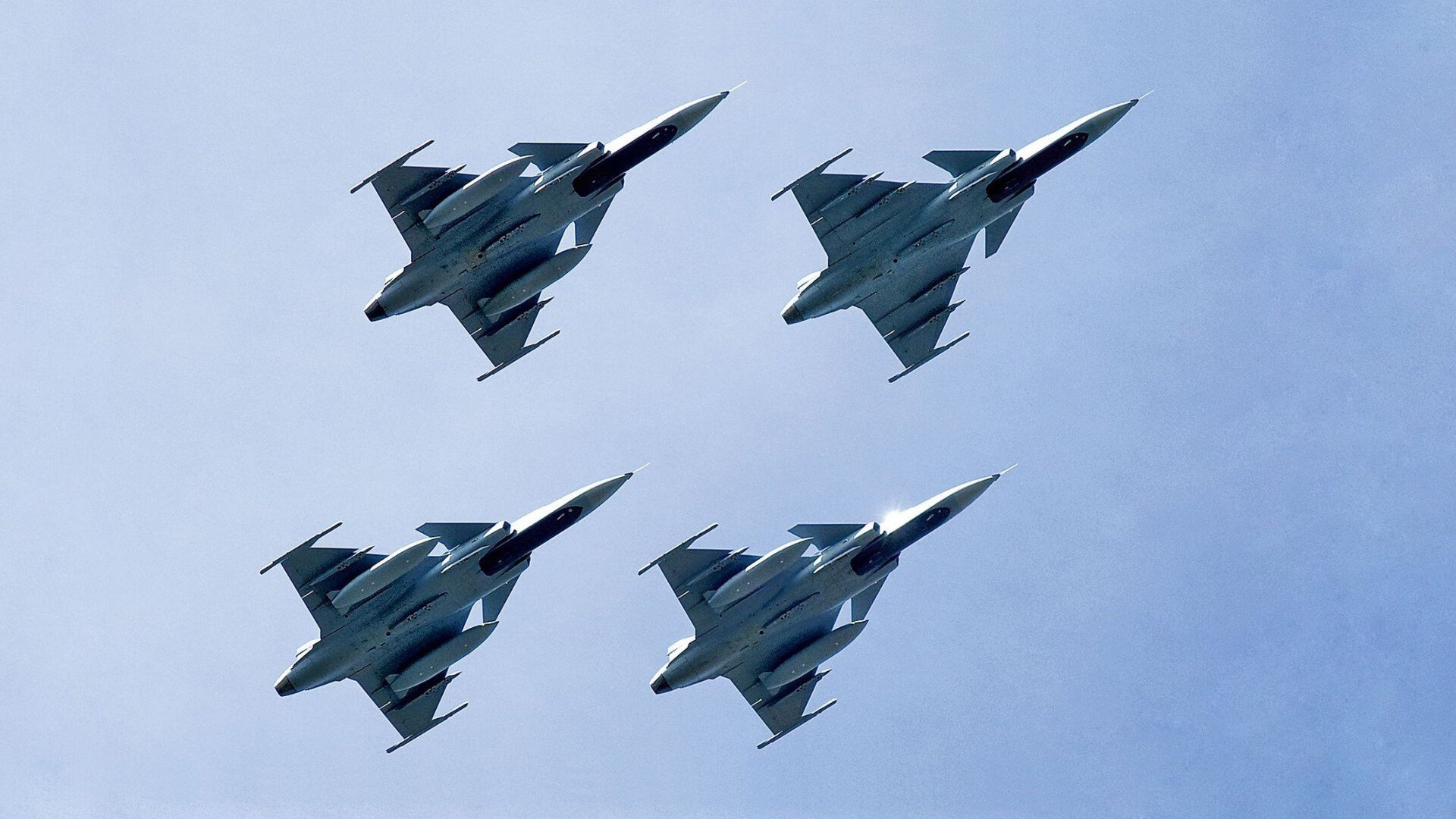 奥格斯堡主场全力以赴，欲与希尔莱姆展开激烈对抗，奥格斯堡对莱比锡