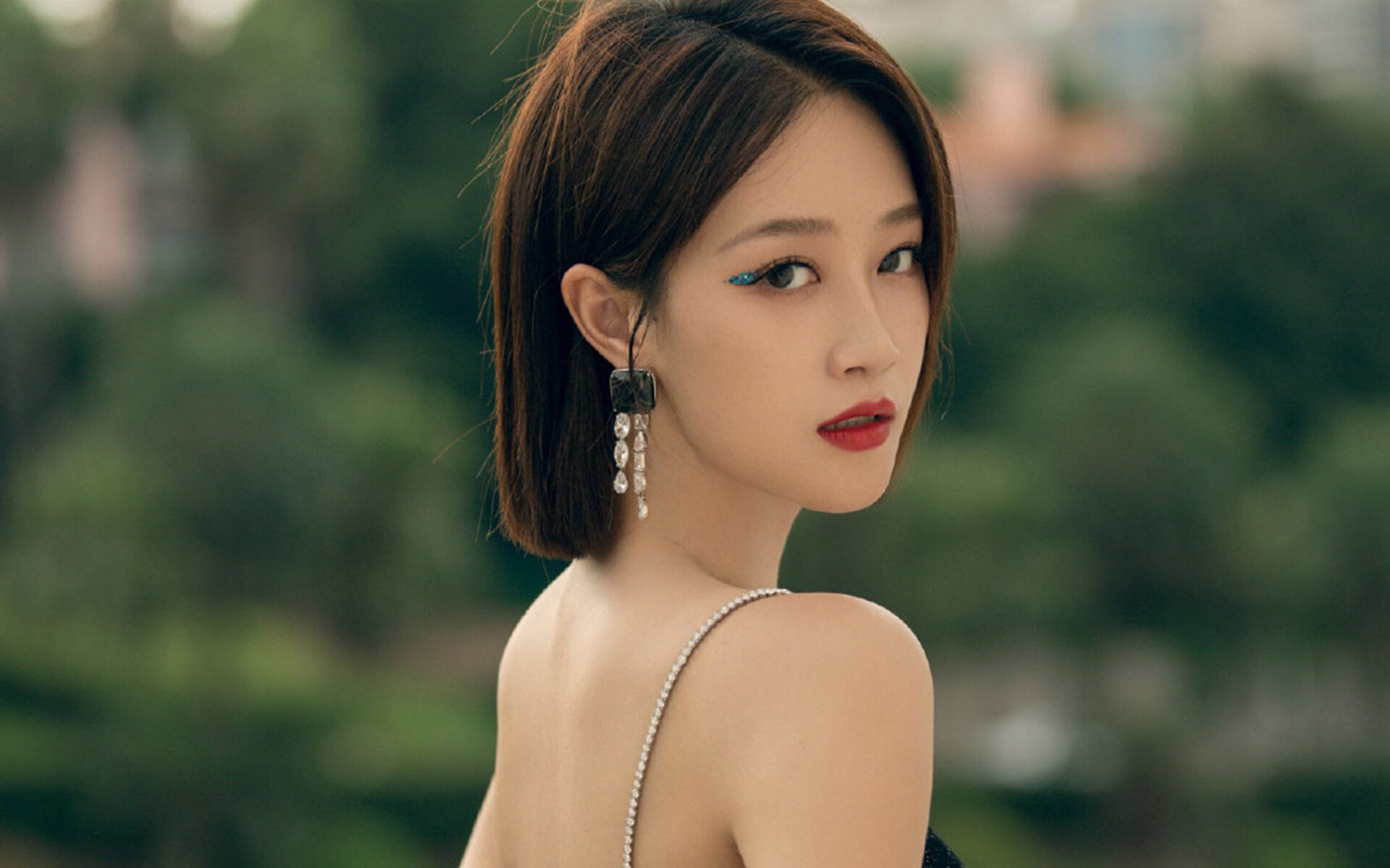 德国女子排球队在四分之一决赛中惜败美国队，德国女排四号